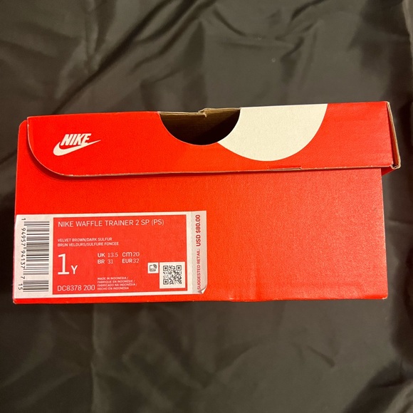 Nike Waffle Trainer - Picture 4 of 5